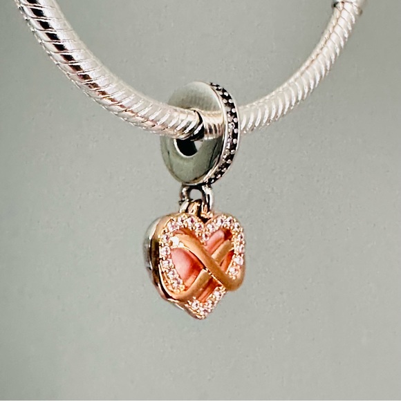 NEW Authentic Pandora 2tone Sparkling Infinity Heart Dangle Charm - Picture 3 of 7